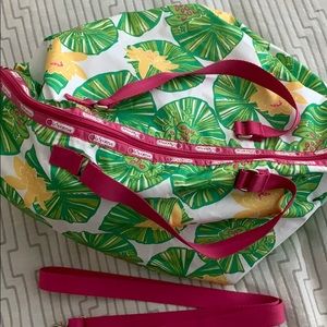 NWOT Lilly Pulitzer LeSportSac Passerby Handbag